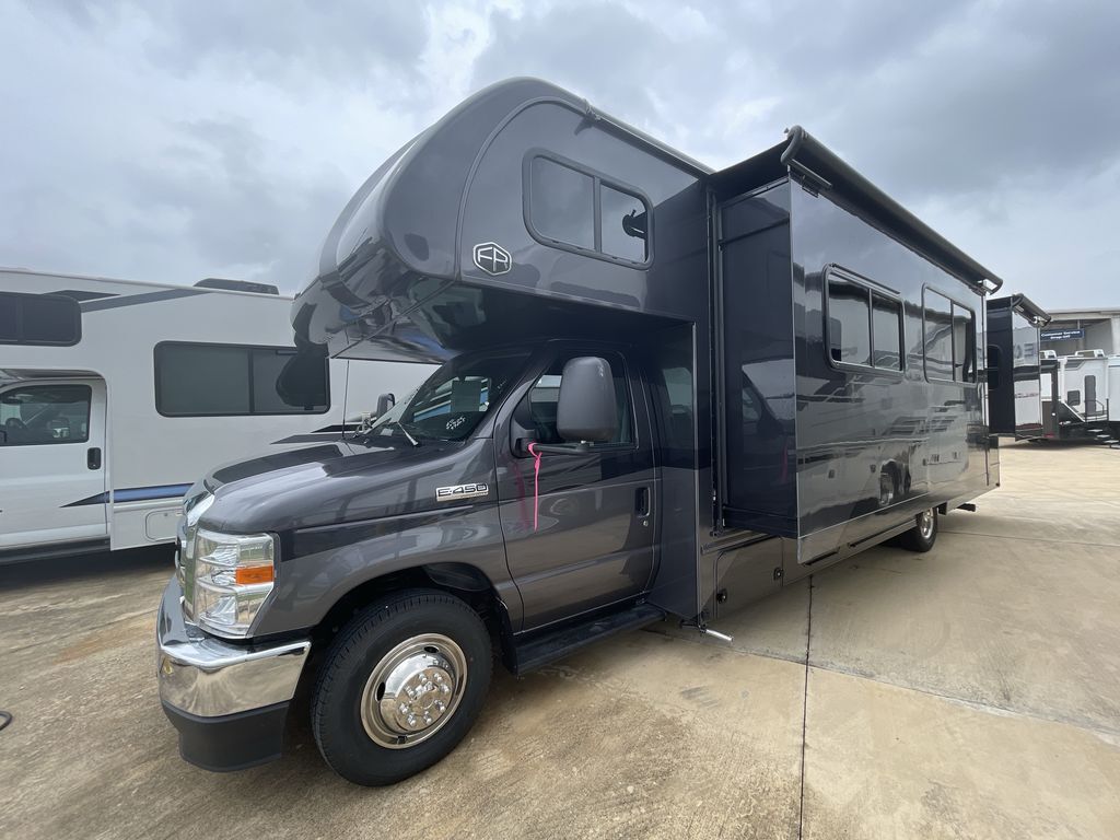2027 East To West Entrada 2950OK in boerne TX