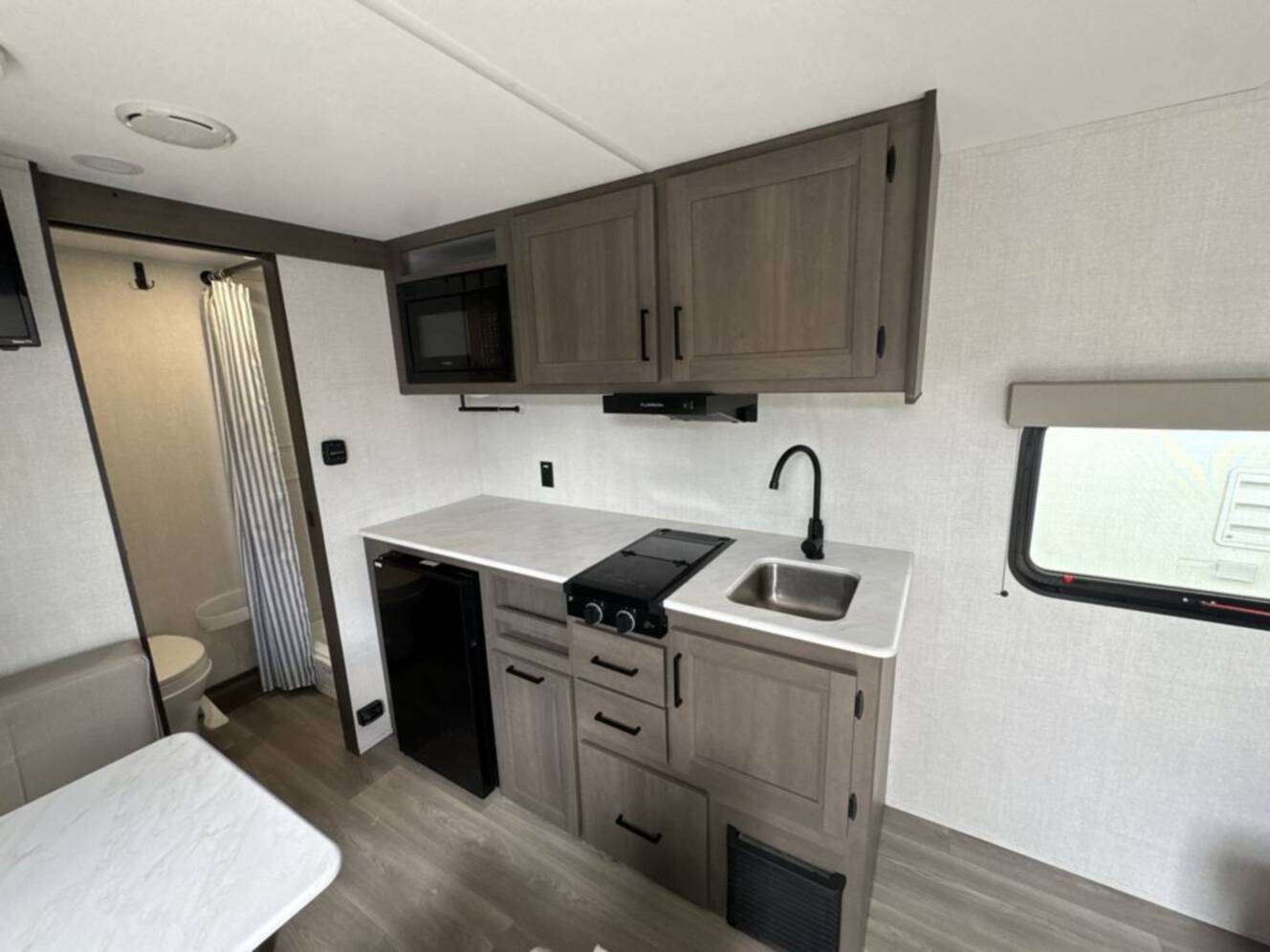A photo of this 2025 Grand Design Transcend One 151RB