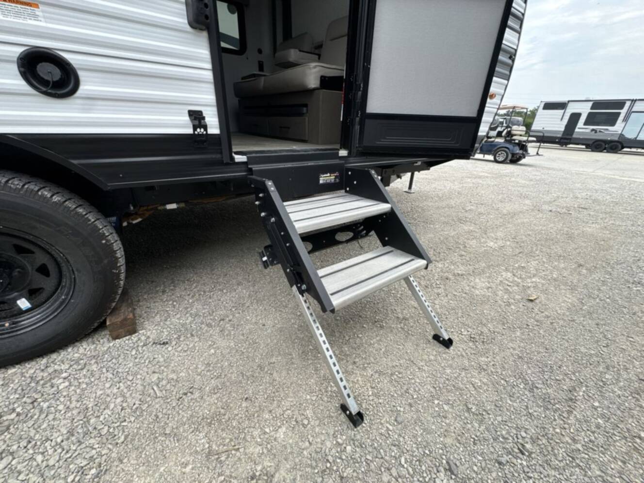 A photo of this 2025 Grand Design Transcend One 151RB