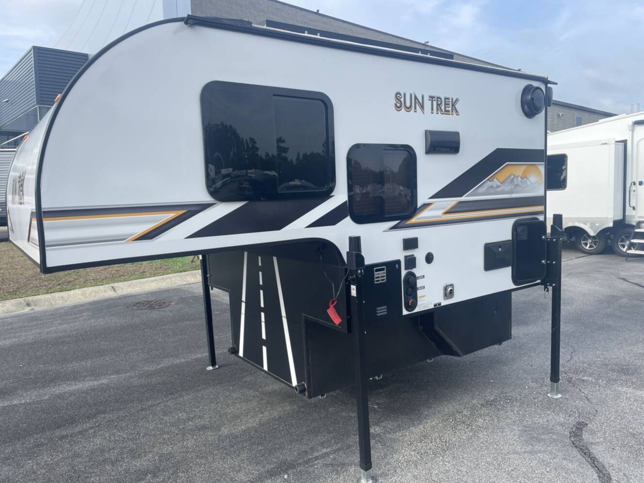 A photo of this 2026 Sunset Park Sun Trek 700
