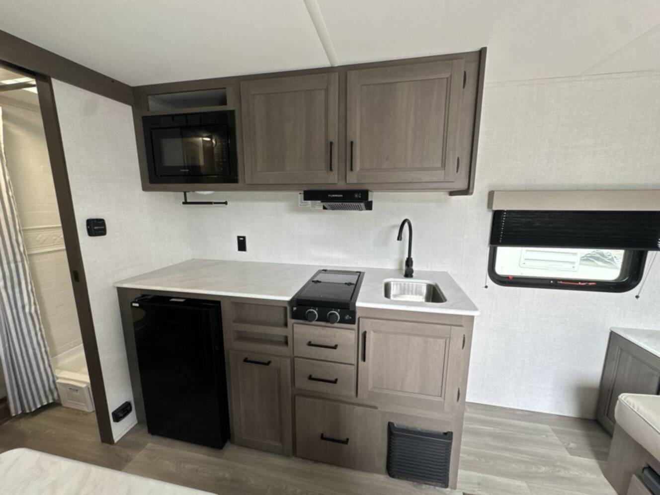 A photo of this 2025 Grand Design Transcend One 151RB