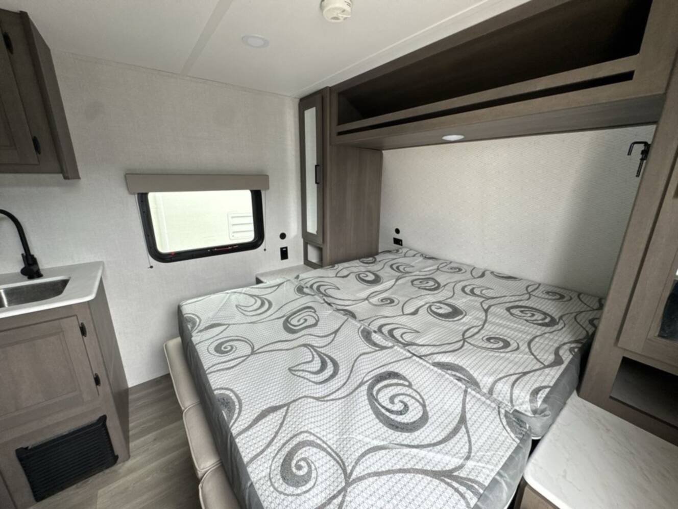 A photo of this 2025 Grand Design Transcend One 151RB