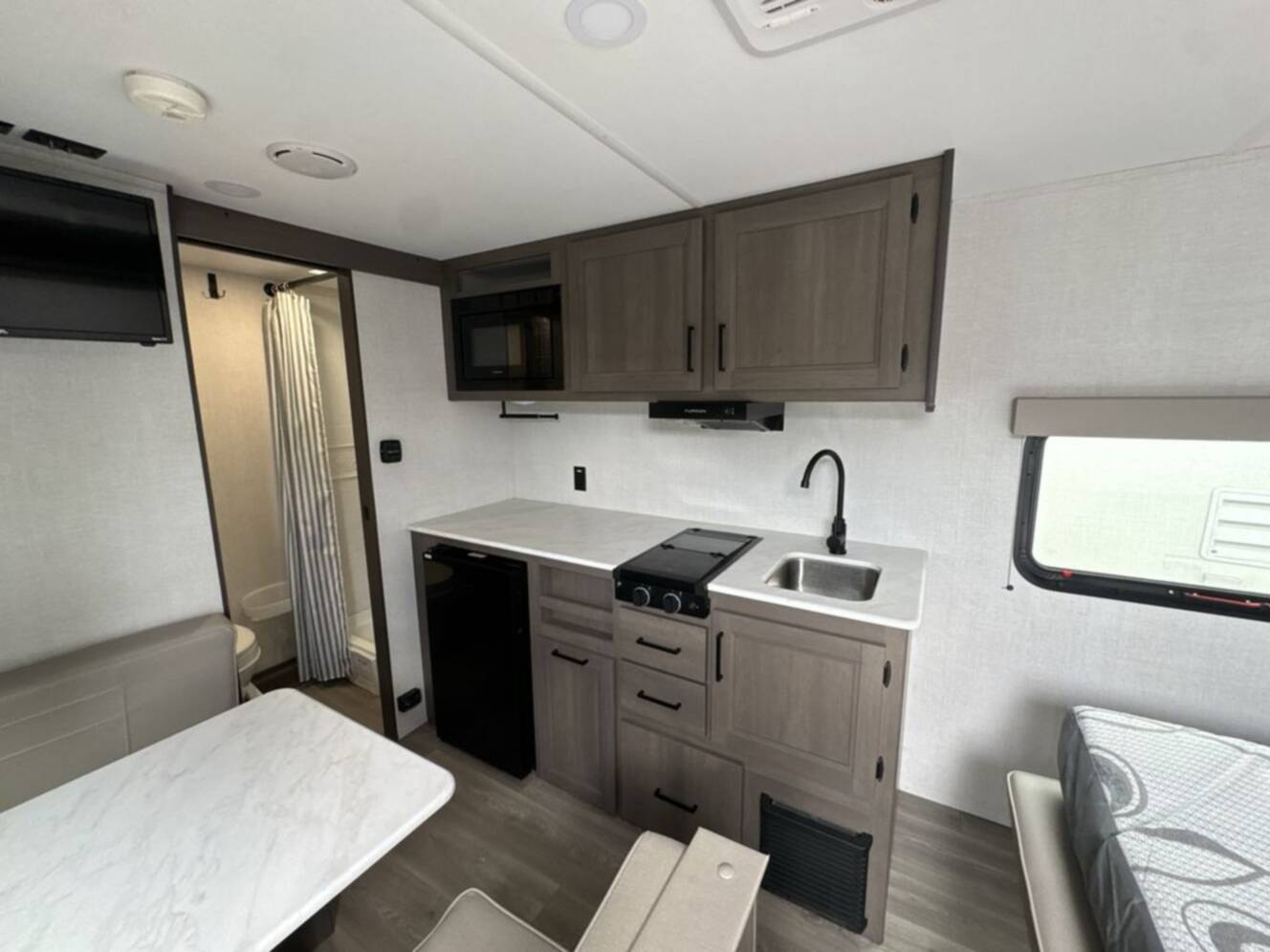 A photo of this 2025 Grand Design Transcend One 151RB