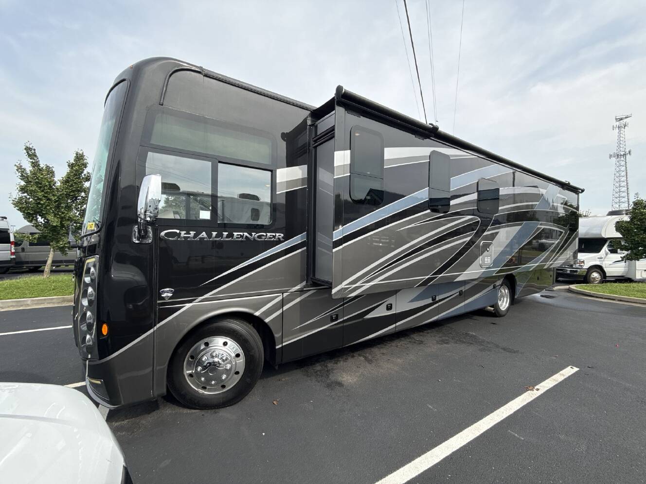 A photo of this 2023 Thor Motor Coach Challenger 36FA