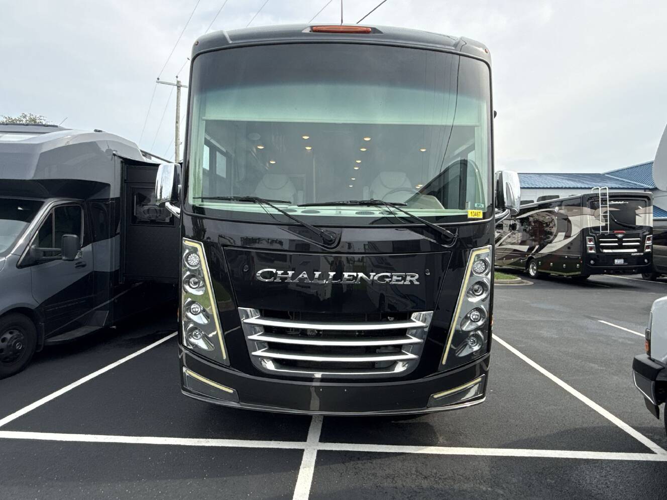 A photo of this 2023 Thor Motor Coach Challenger 36FA