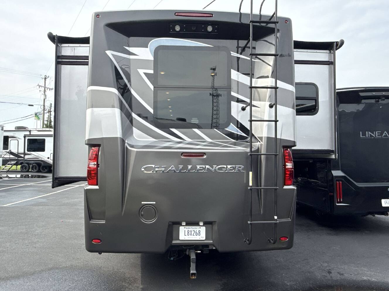 A photo of this 2023 Thor Motor Coach Challenger 36FA