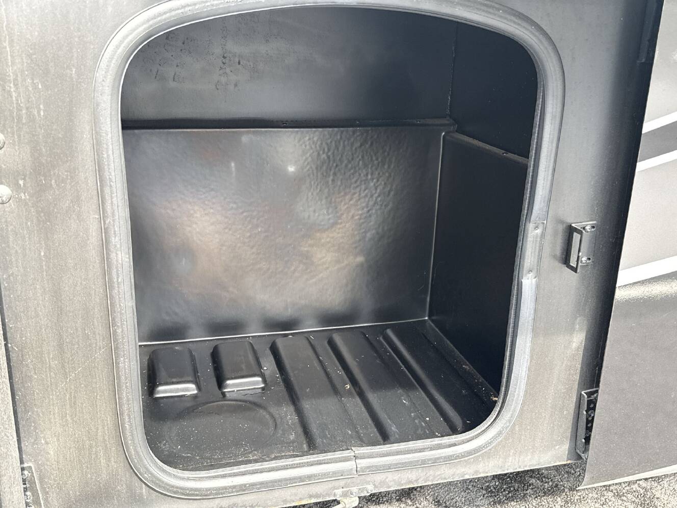 A photo of this 2023 Thor Motor Coach Challenger 36FA