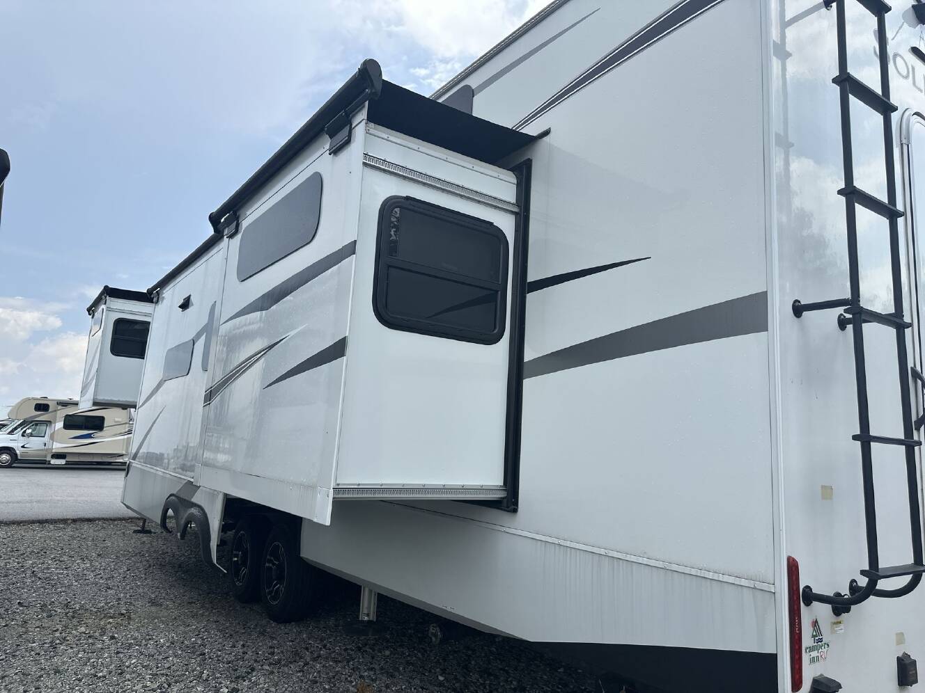 A photo of this 2023 Grand Design Solitude 391DL-R
