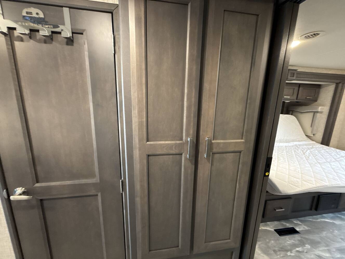 A photo of this 2023 Thor Motor Coach Challenger 36FA