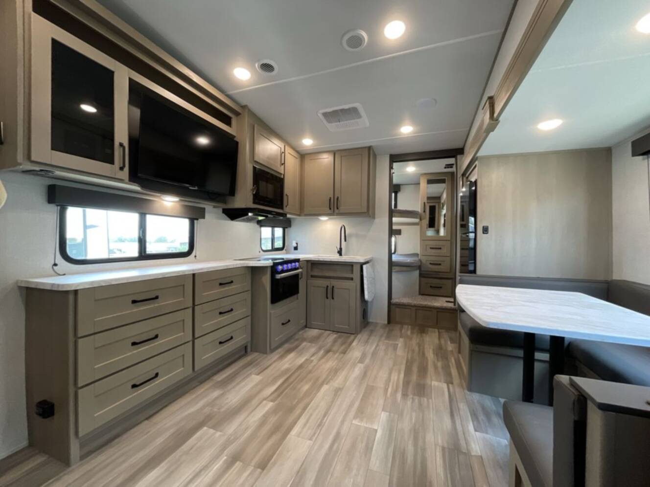 A photo of this 2024 Grand Design Reflection 100 Series 27BH