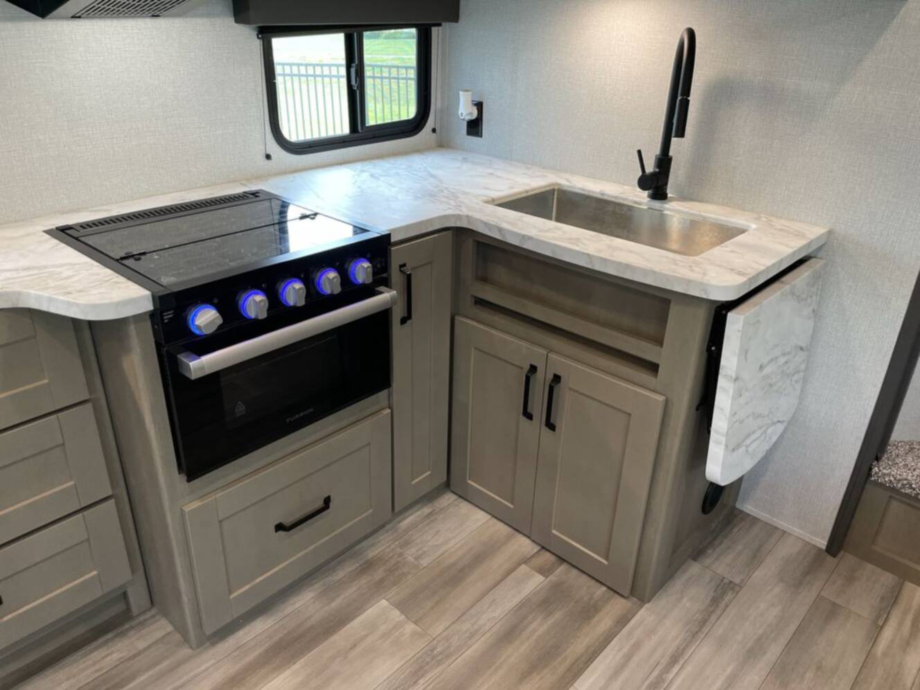 A photo of this 2024 Grand Design Reflection 100 Series 27BH