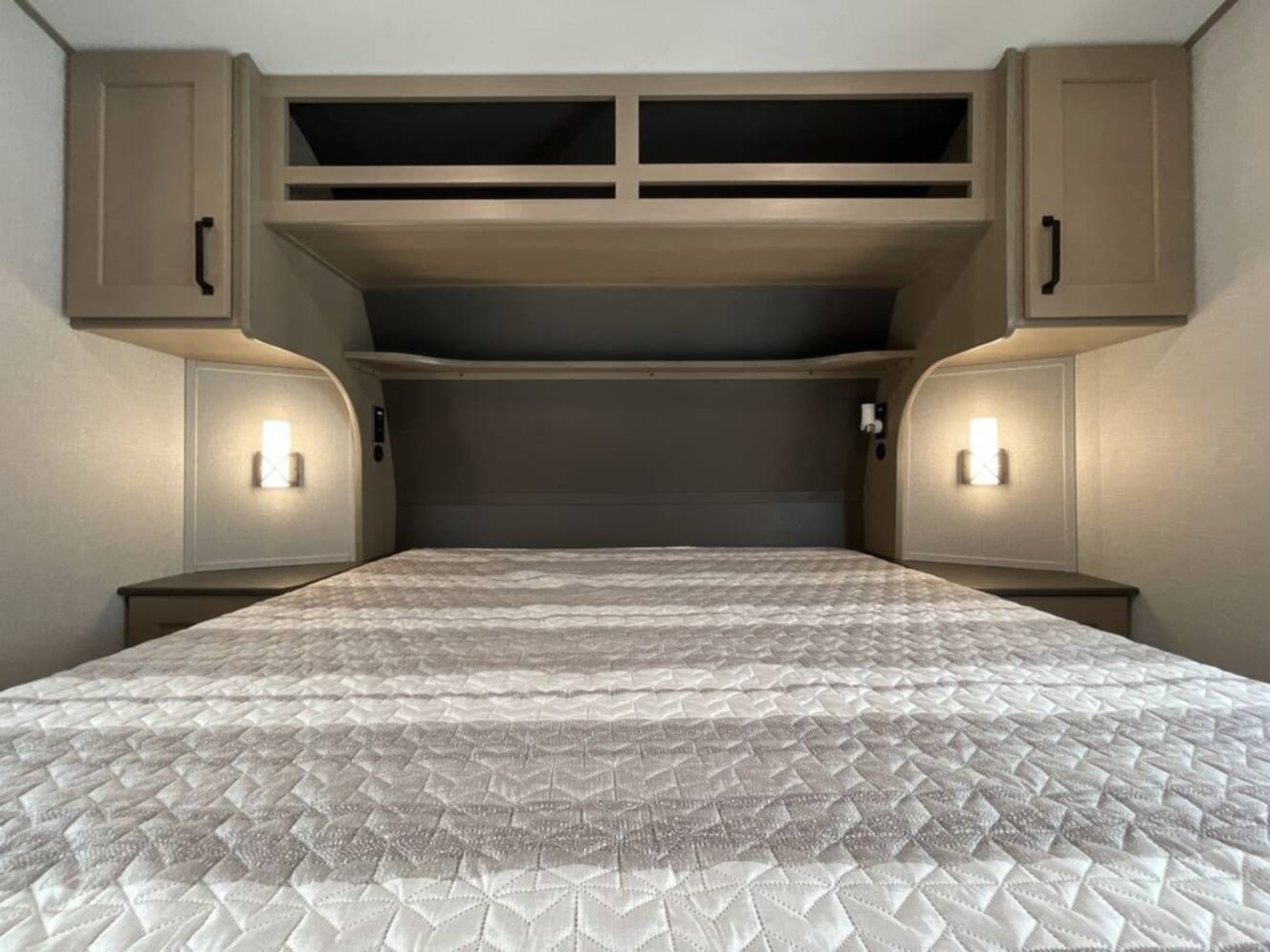 A photo of this 2024 Grand Design Reflection 100 Series 27BH