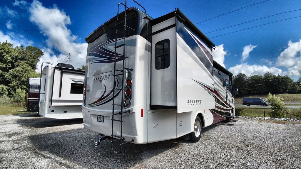 2017 Tiffin Motorhomes ALLEGRO OPEN ROAD 32SA in ringgold GA