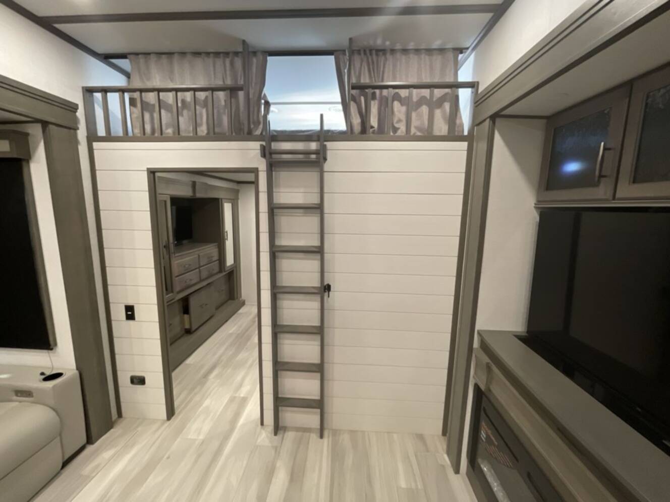 A photo of this 2025 Grand Design Solitude 391DL