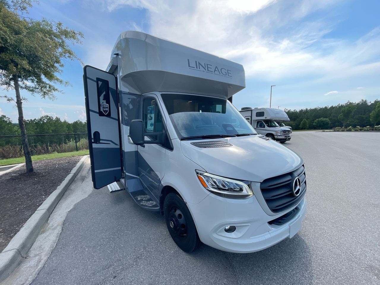 2027 Grand Design Lineage Series M 25FW in lexington SC