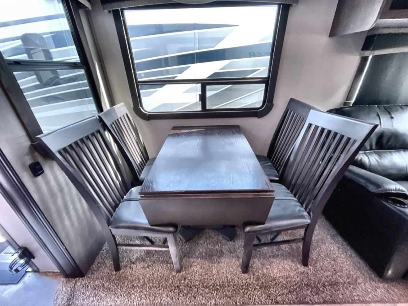 A photo of this 2018 Crossroads Cruiser 3351BH