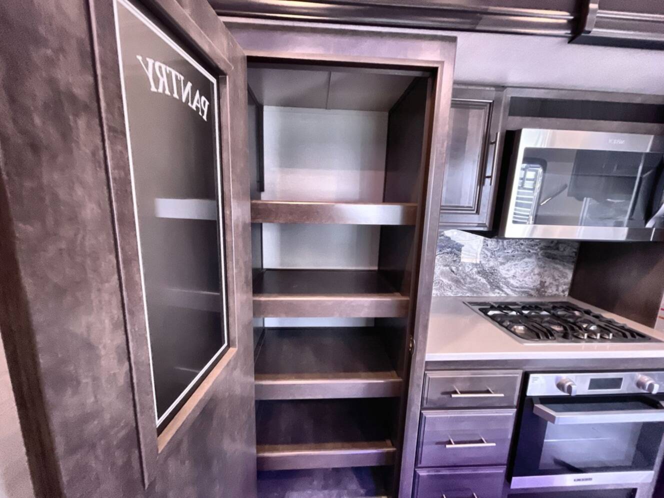 A photo of this 2018 Crossroads Cruiser 3351BH