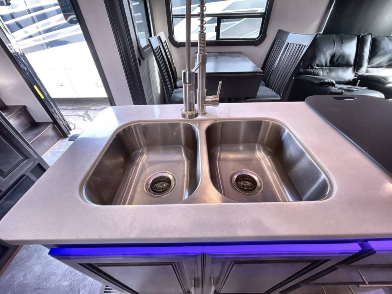 A photo of this 2018 Crossroads Cruiser 3351BH