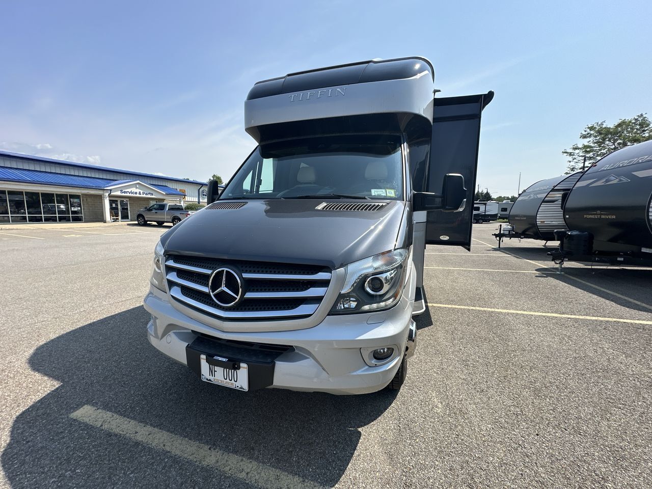 2018 Tiffin Motorhomes Wayfarer 24TW in west seneca NY