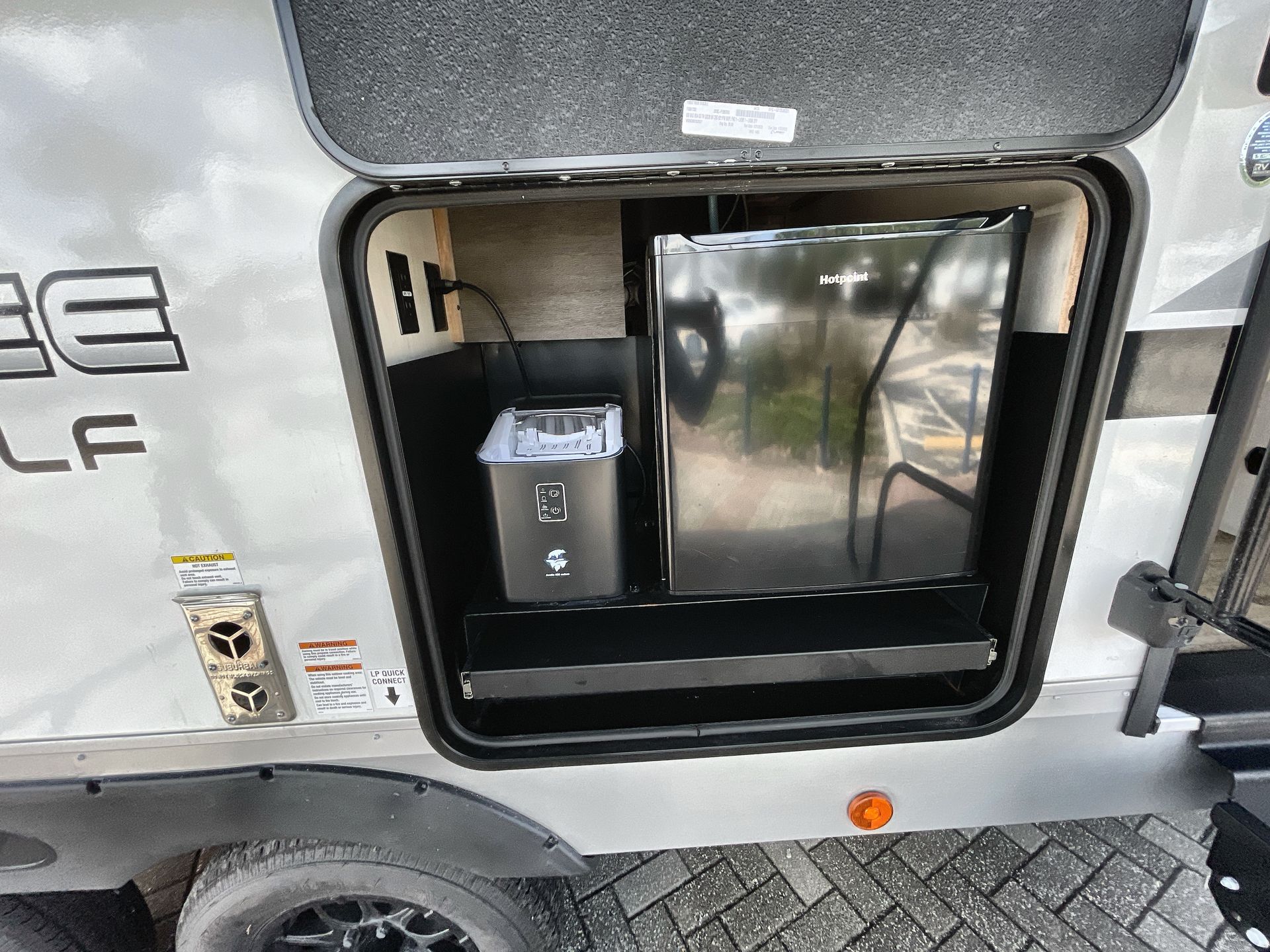 2025 Forest River Cherokee Alpha Wolf 26DBH-L in jacksonville FL