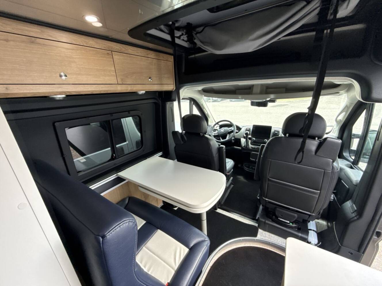 A photo of this 2026 Airstream Rangeline Rangeline