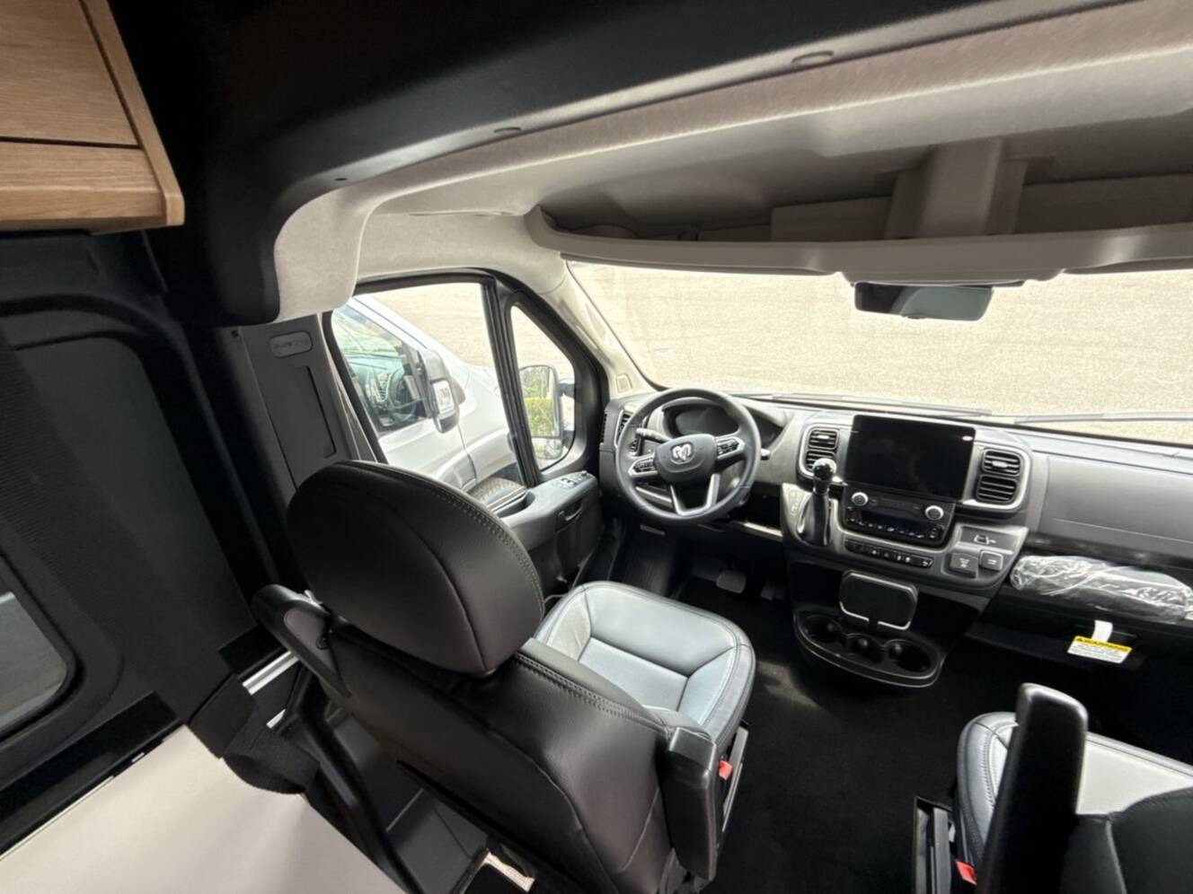 A photo of this 2026 Airstream Rangeline Rangeline