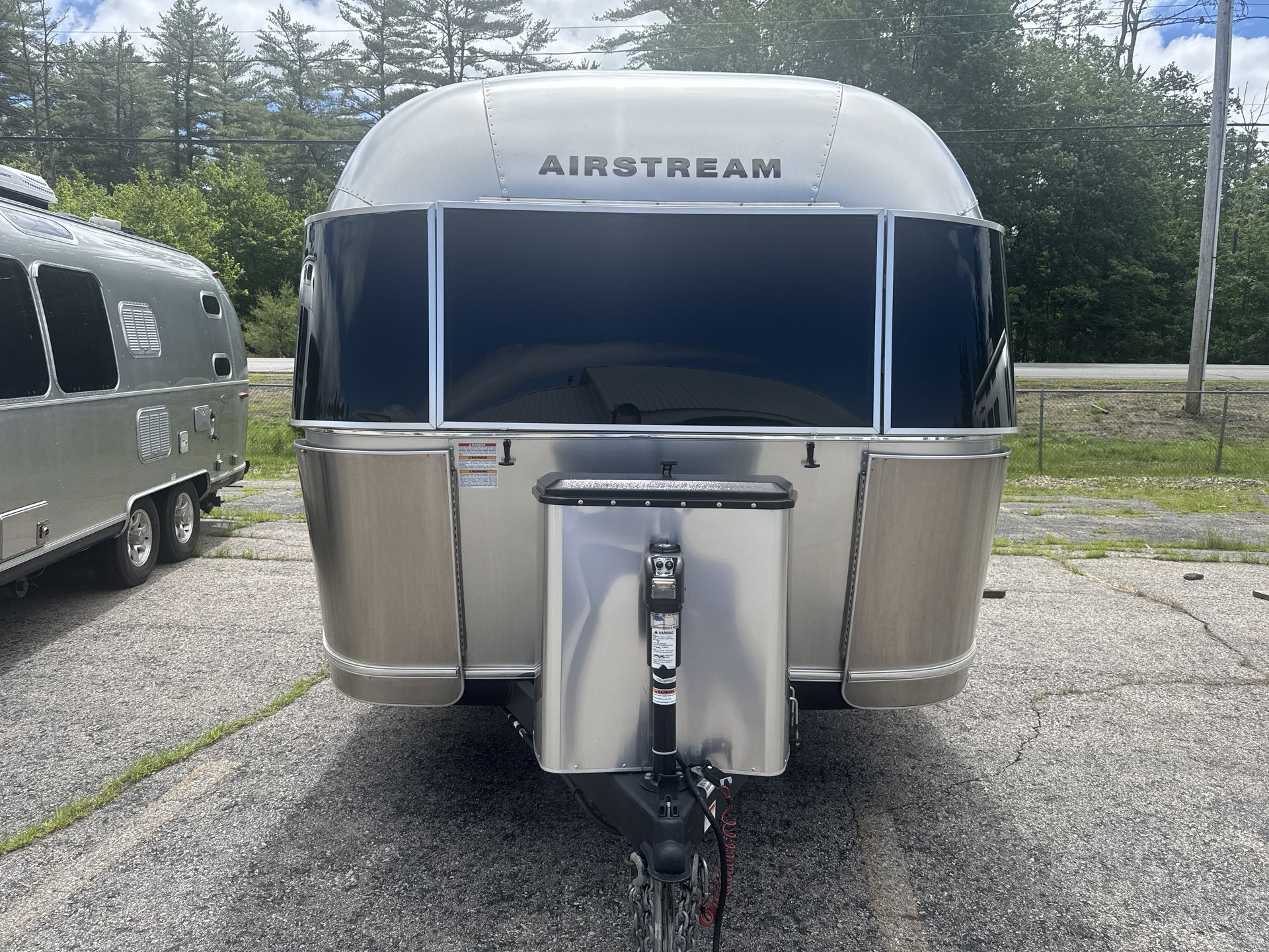 2023 Airstream Flying Cloud 25RBT 25RB TWIN in lebanon ME