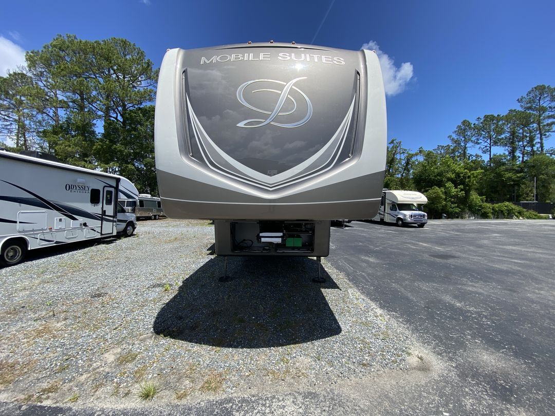 2022 DRV Mobile Suites 41FKMB in st. augustine FL