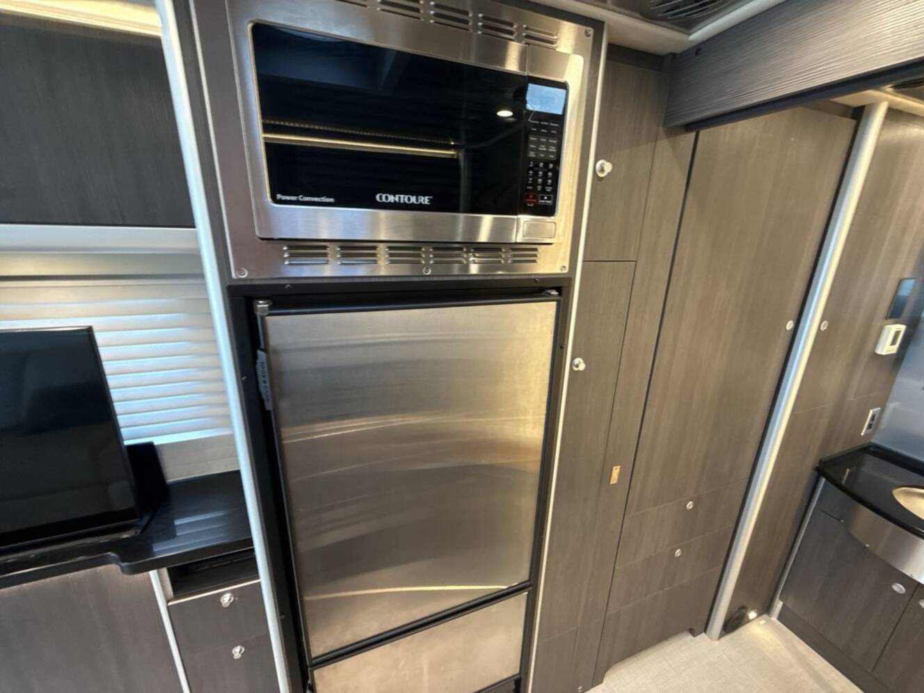 A photo of this 2021 Airstream Atlas Murphy Suite MURPHY SUITE