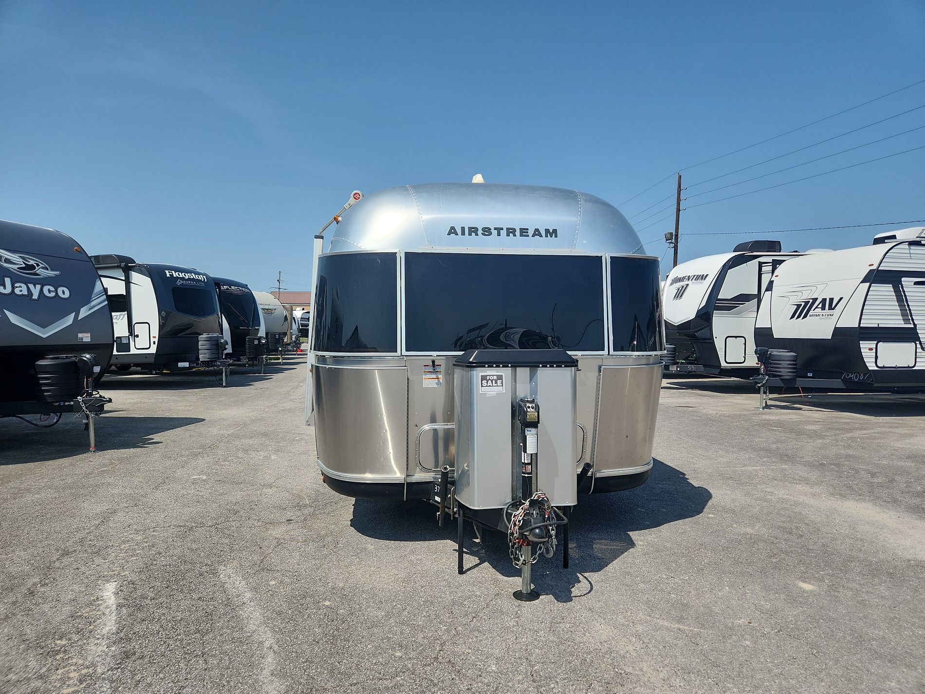 2020 Airstream Classic 33FBQ in vidor TX