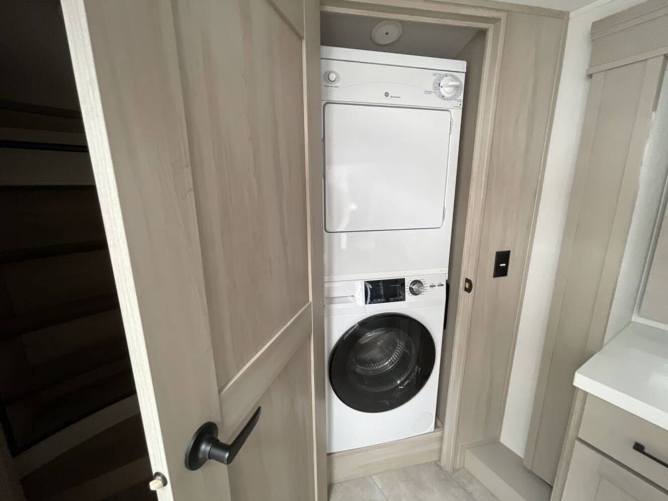 A photo of this 2025 Grand Design Solitude 417KB