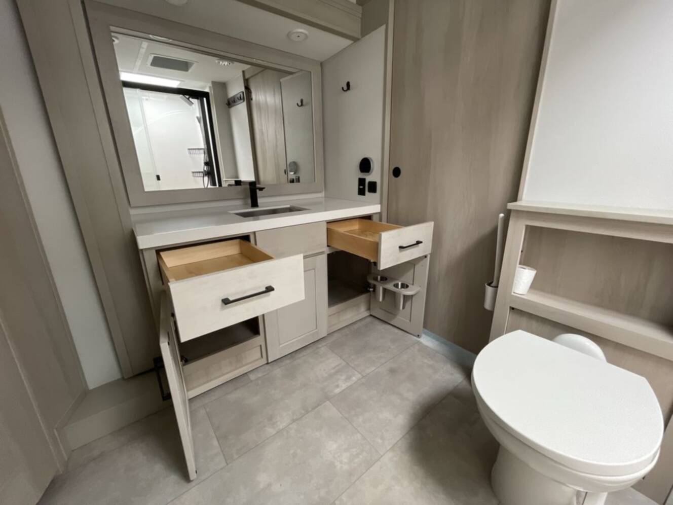A photo of this 2025 Grand Design Solitude 417KB