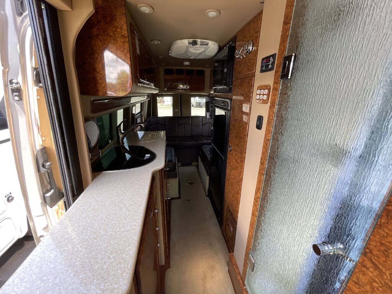 A photo of this 2017 Chinook Countryside Series FB