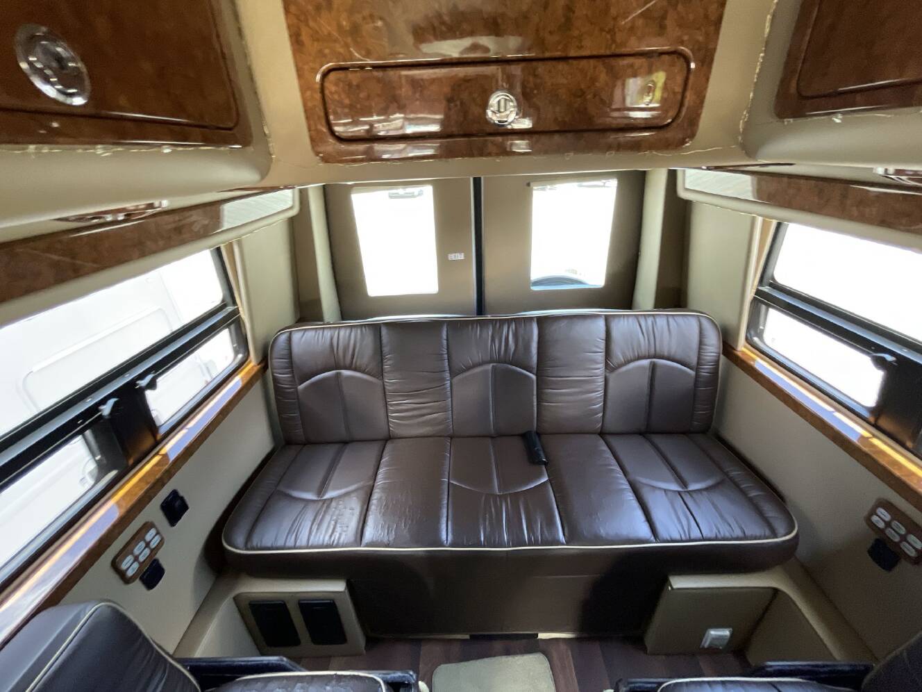 A photo of this 2017 Chinook Countryside Series FB