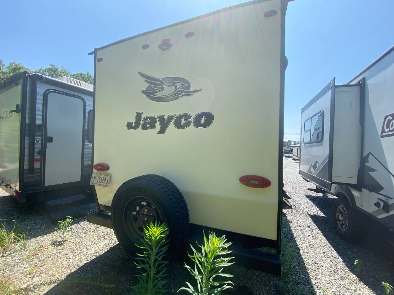 A photo of this 2022 Jayco Jay Flight SLX 184BS