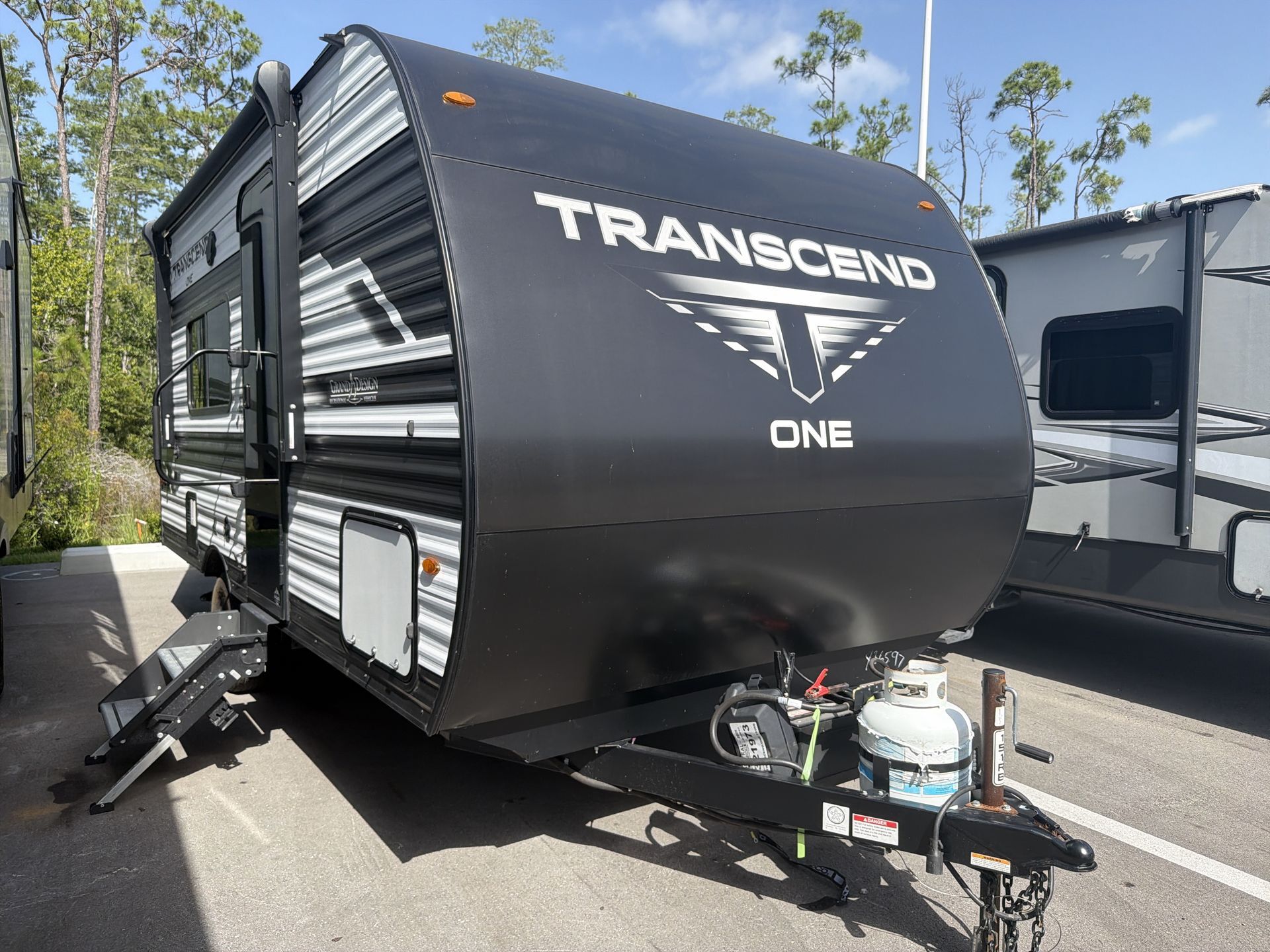 2025 Grand Design Transcend One 151RB in fort myers FL