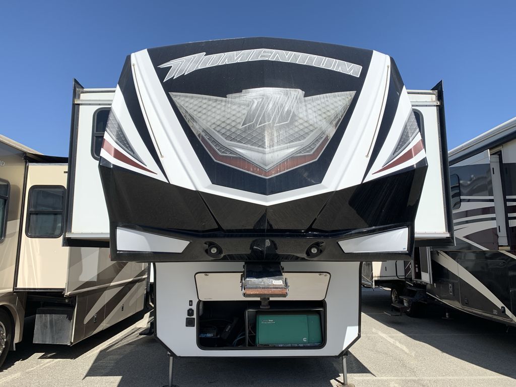 2018 Grand Design Momentum 376TH in bakersfield CA
