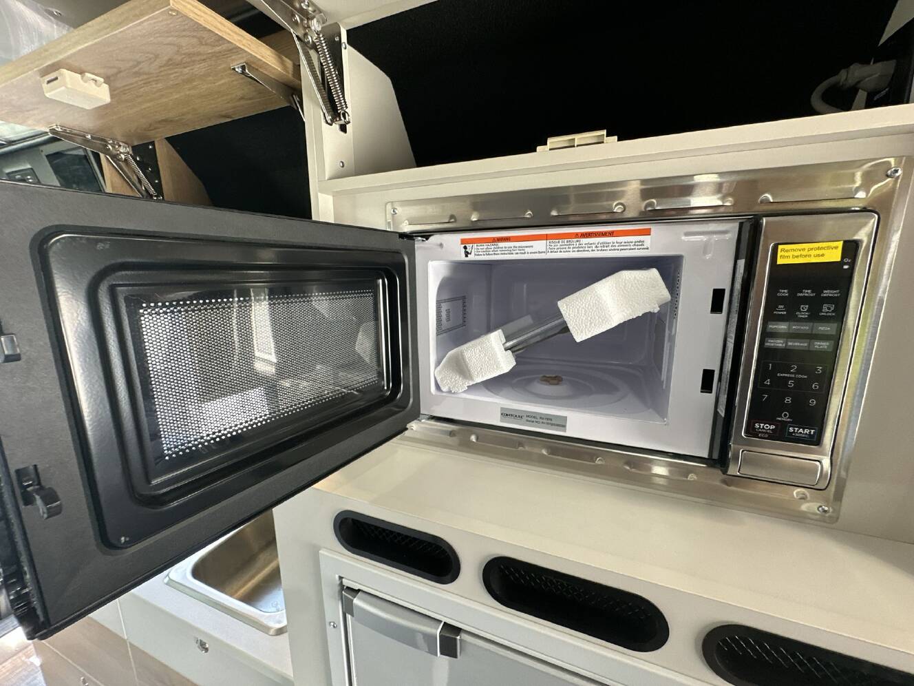 A photo of this 2026 Airstream Rangeline Rangeline
