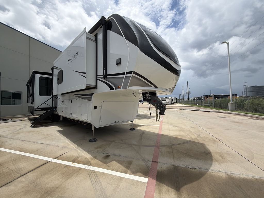2025 Grand Design Solitude 417KB in katy TX