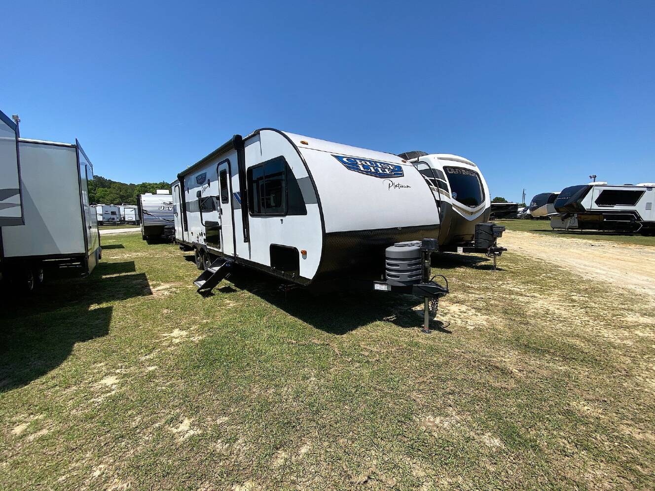 A photo of this 2024 Forest River Salem Cruiser Lite Platinum 261BHXL