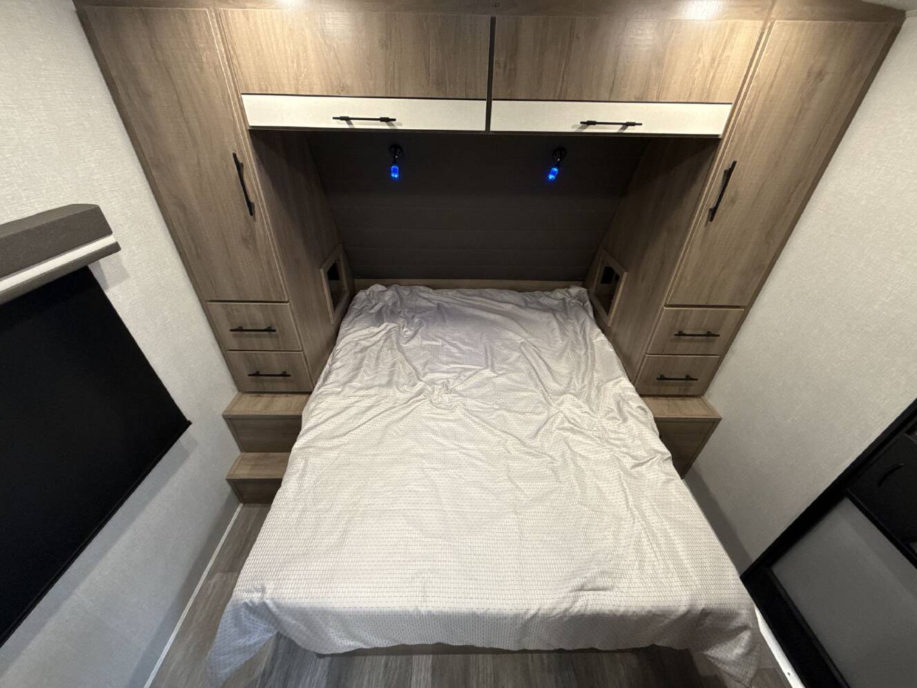 A photo of this 2023 Grand Design Imagine 2500RL