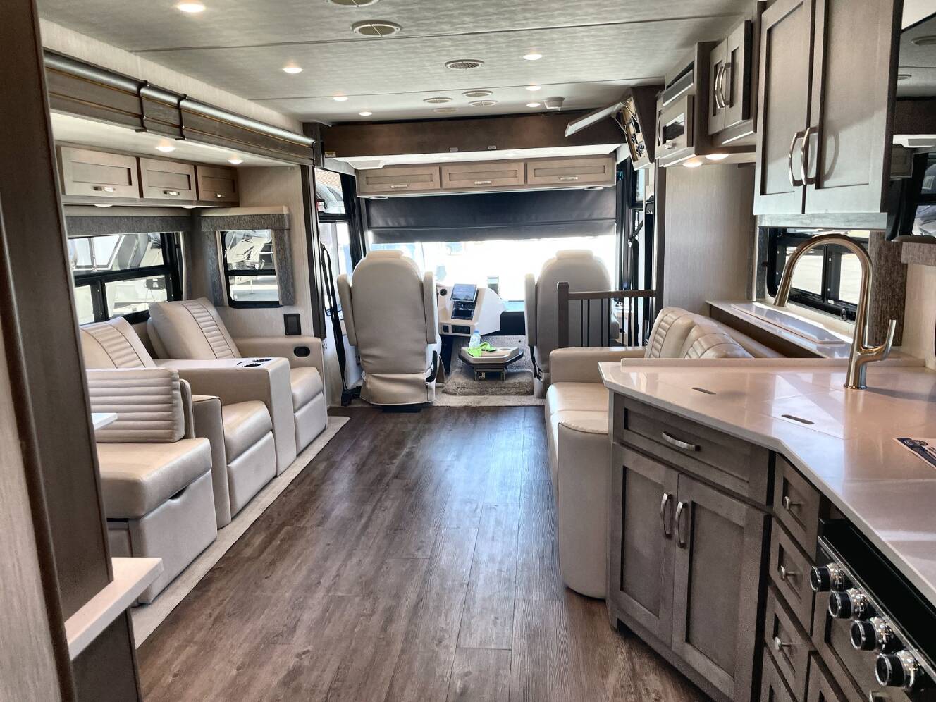 A photo of this 2026 Newmar Bay Star 3626