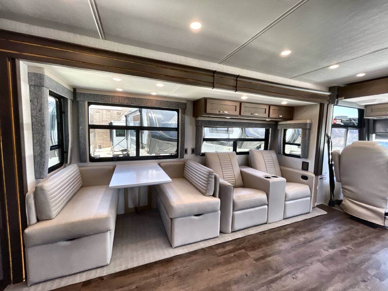 A photo of this 2026 Newmar Bay Star 3626