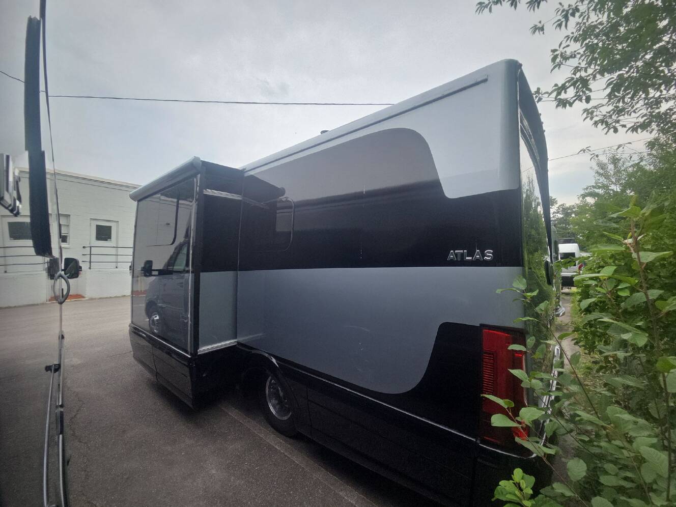 A photo of this 2026 Airstream Atlas MS