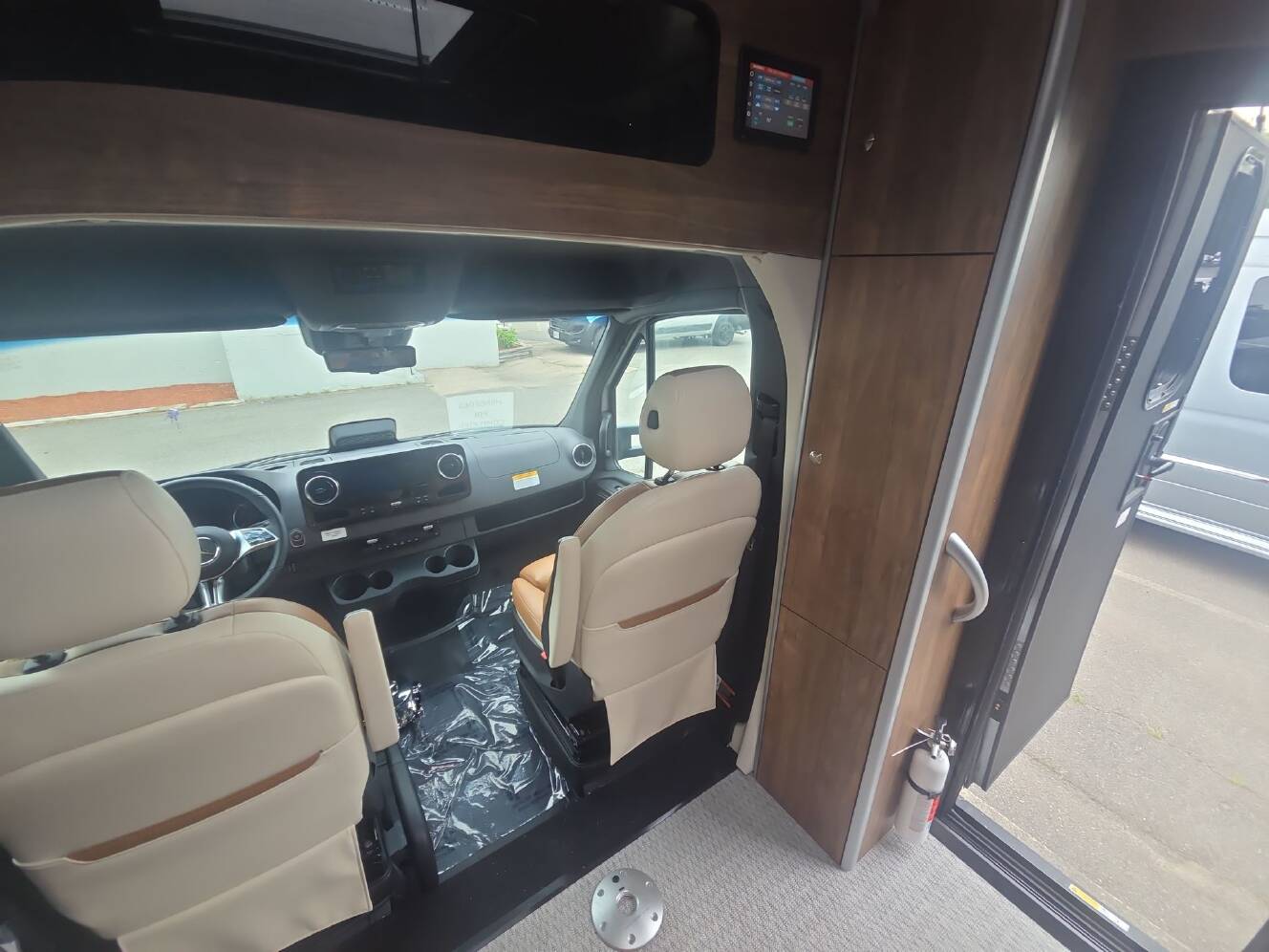 A photo of this 2026 Airstream Atlas MS