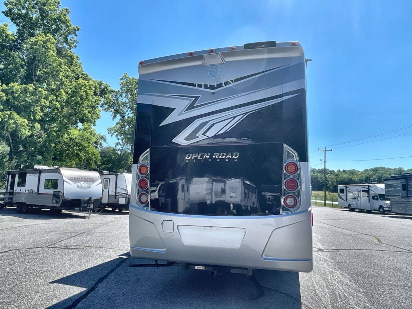 A photo of this 2025 Tiffin Motorhomes ALLEGRO OPEN ROAD 36LA
