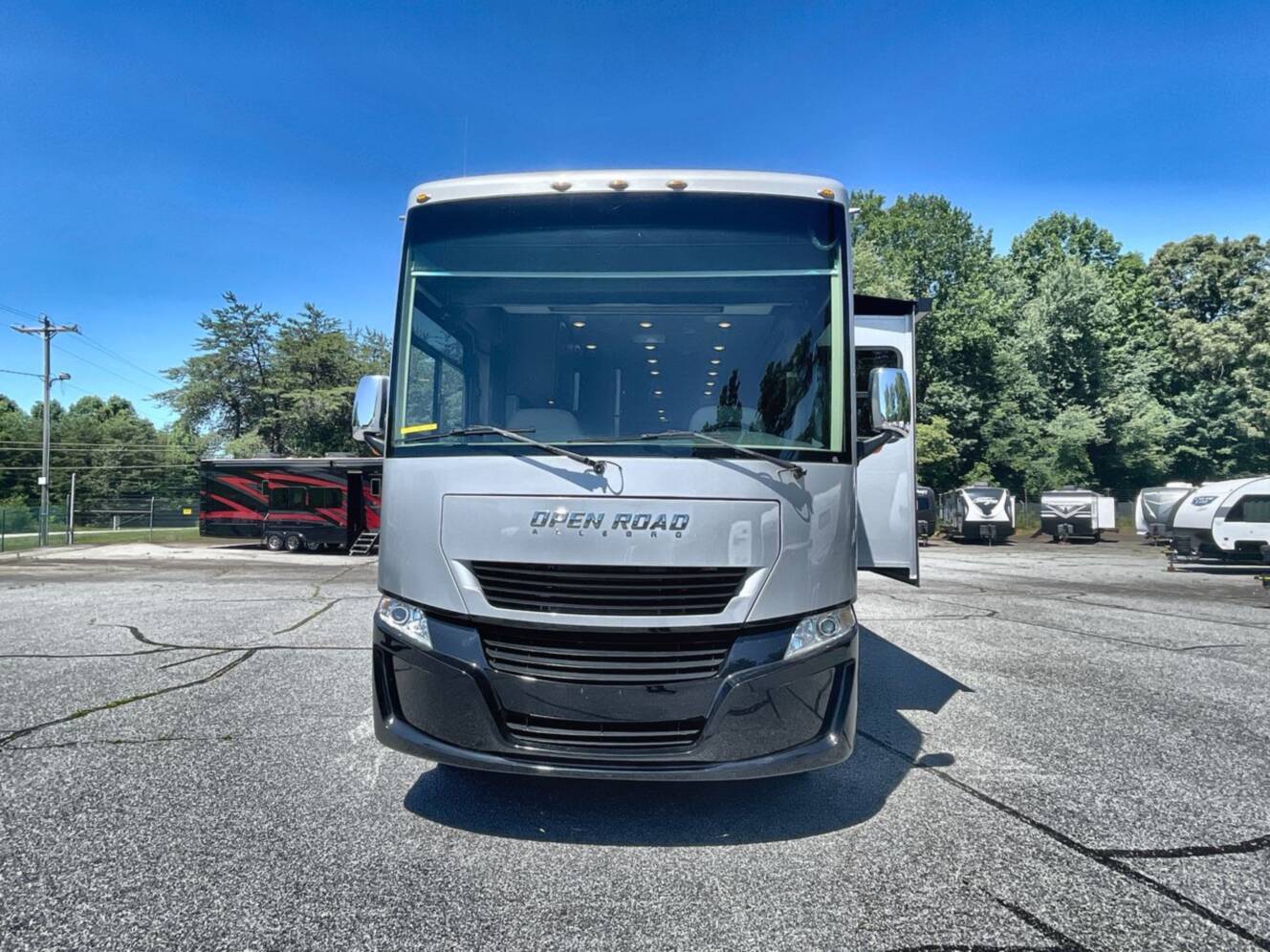 A photo of this 2025 Tiffin Motorhomes ALLEGRO OPEN ROAD 36LA