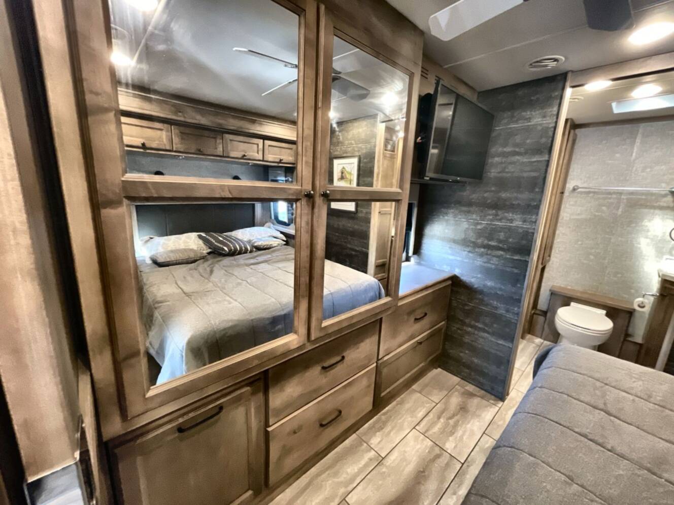 A photo of this 2025 Tiffin Motorhomes ALLEGRO OPEN ROAD 36LA