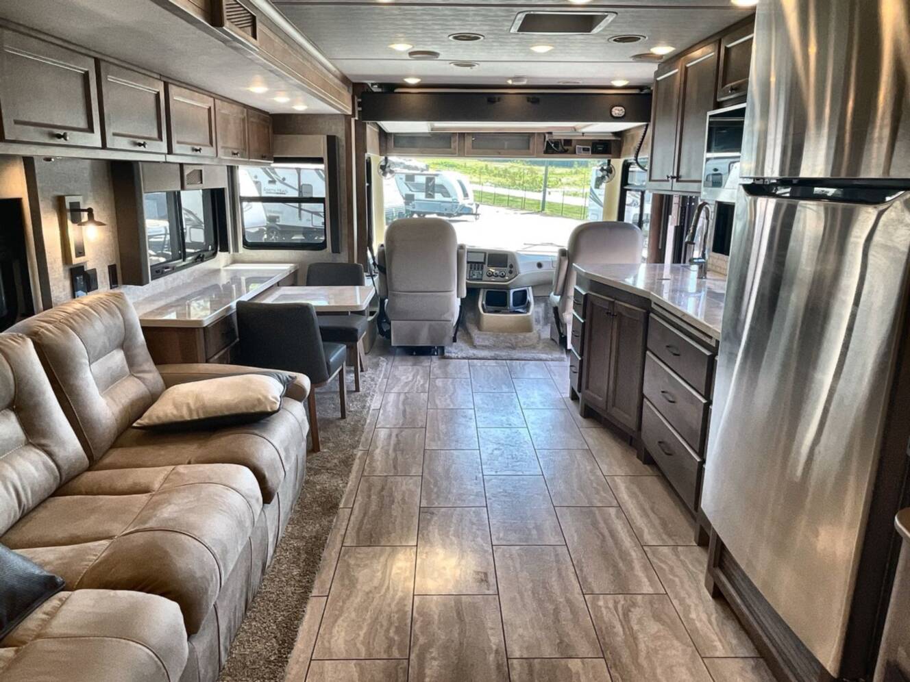 A photo of this 2025 Tiffin Motorhomes ALLEGRO OPEN ROAD 36LA