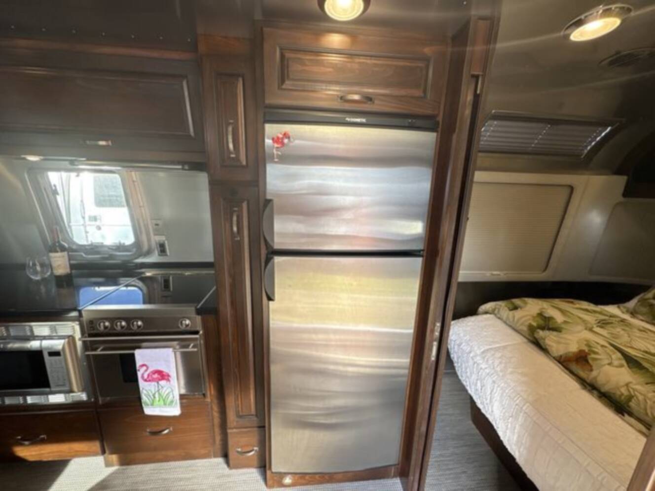 A photo of this 2018 Airstream Classic 33FBQ
